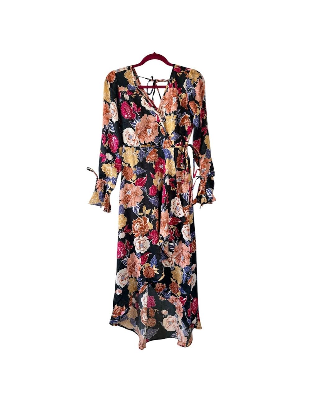 Band of the Free Black Berry Floral Print Surplice Hi-Low Midi Dress Size Small